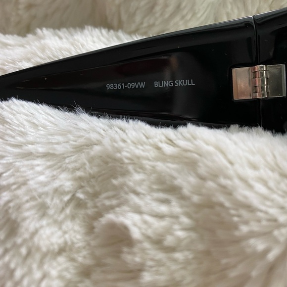 Harley Davidson Bling Skull Black Sunglasses - Picture 5 of 6